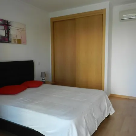 Rocha T Apartment